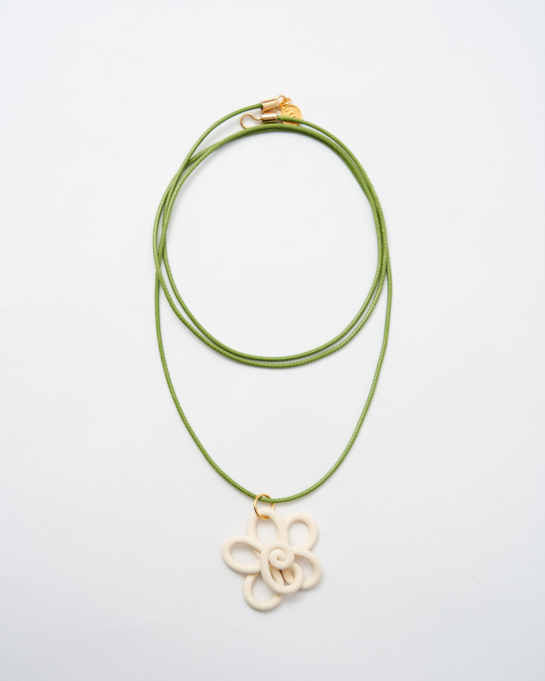 Curvy Necklace -