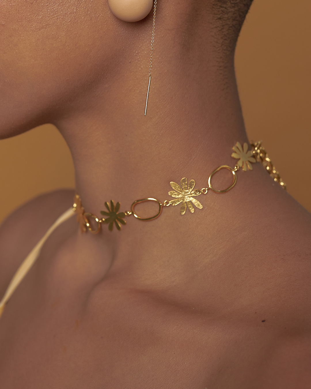 Flora Choker