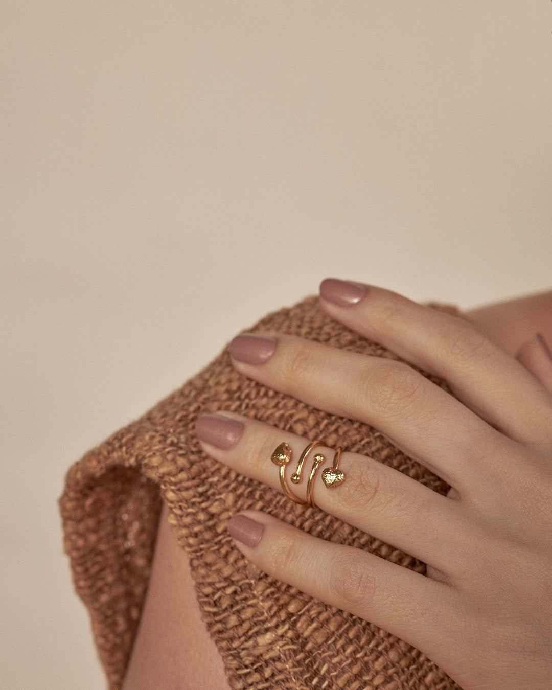 Finger Heart Ring -